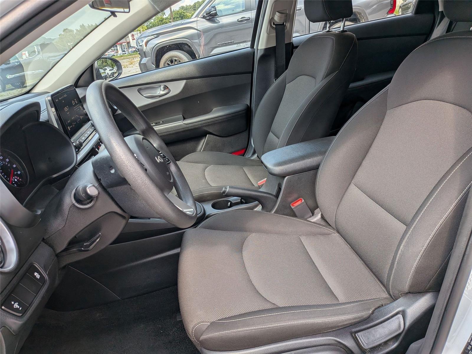 2023 Kia Forte LXS photo 15