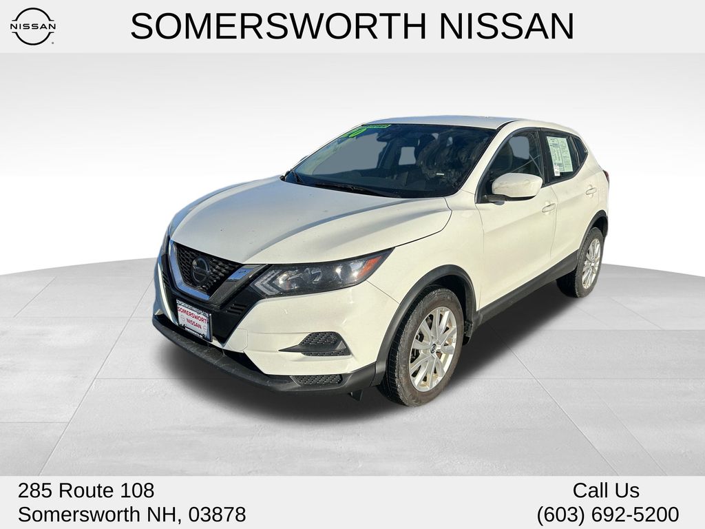 2020 Nissan Rogue Sport S's photo