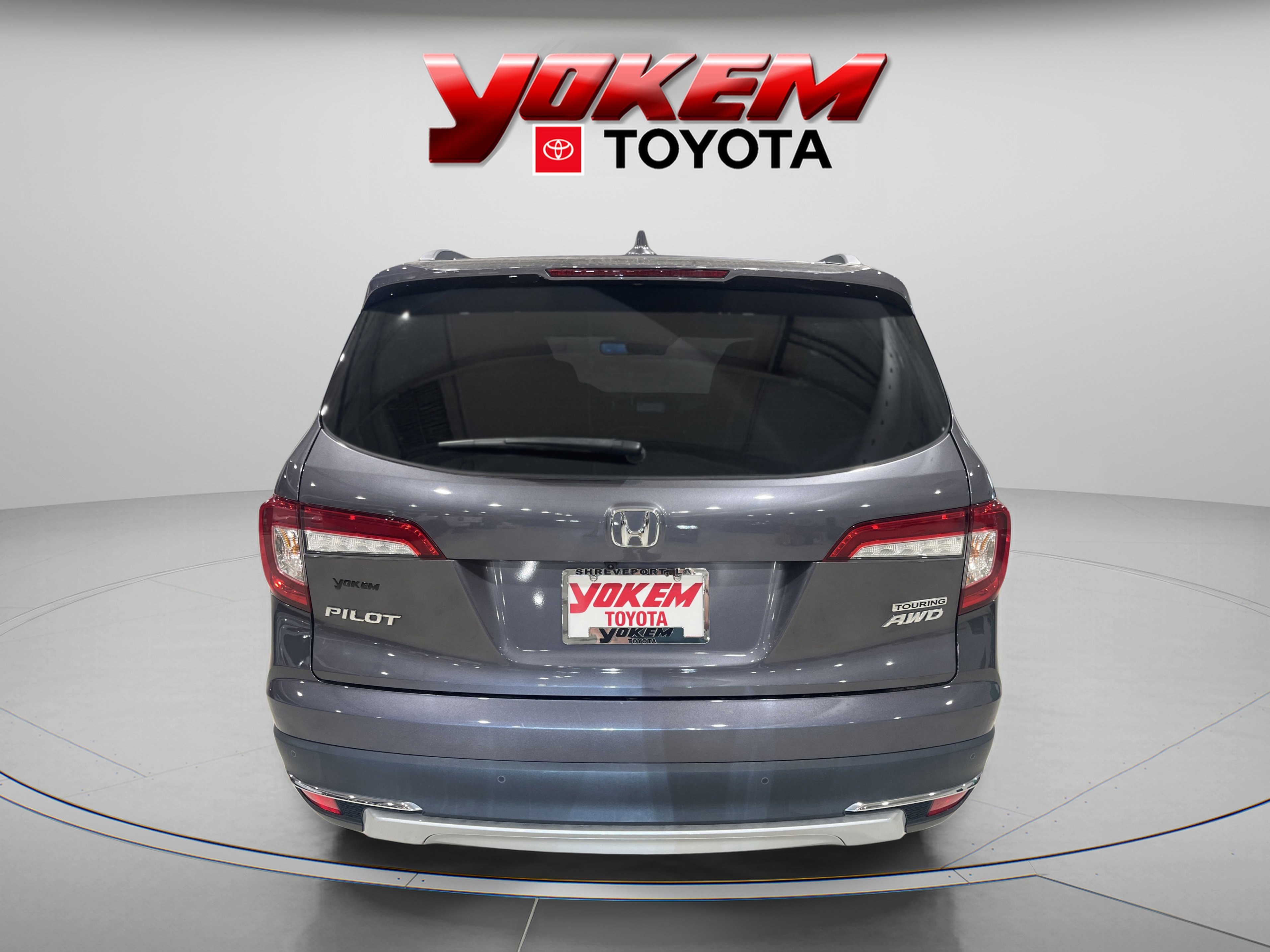 2022 Honda Pilot Touring photo 4