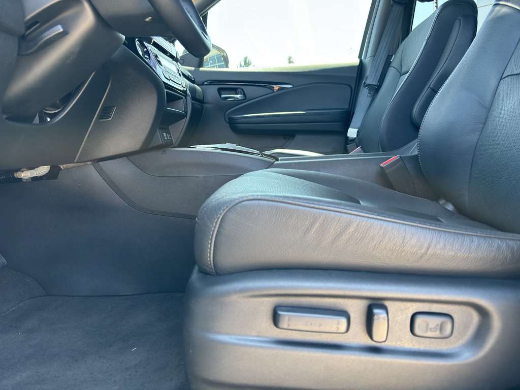 2021 Honda Passport Touring photo 10