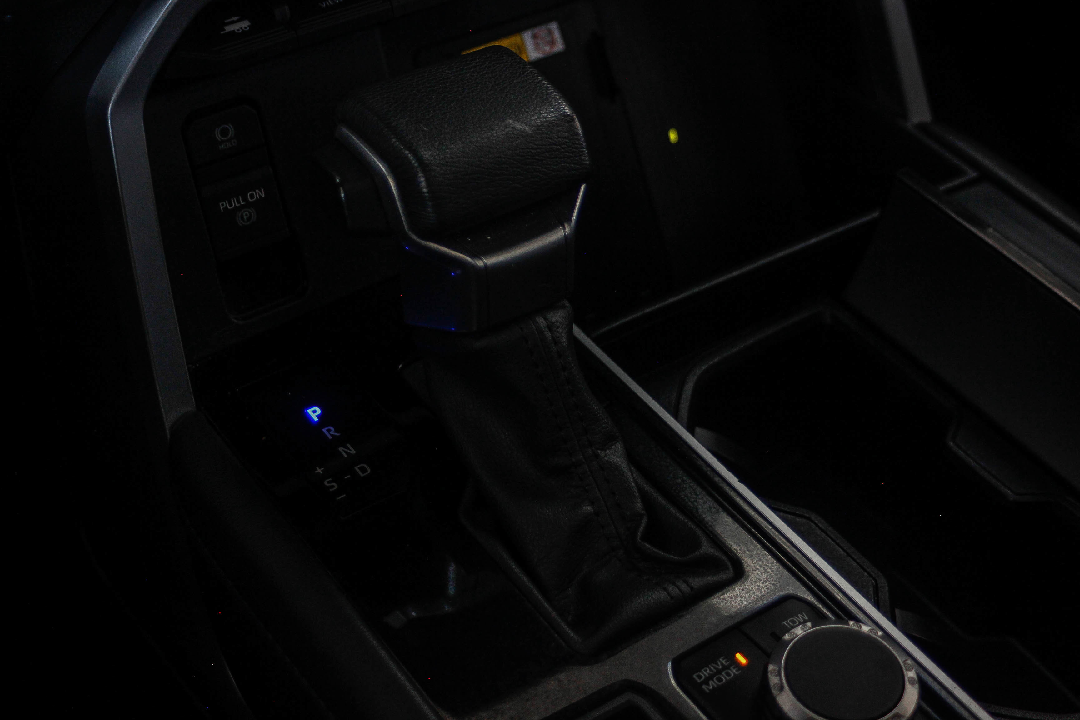 2023 Toyota Sequoia photo 16