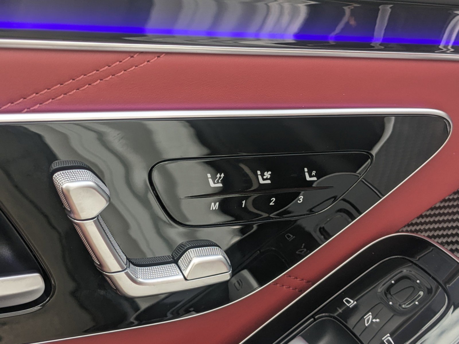 2024 Mercedes Benz S AMG 63 e 4MATIC photo 20