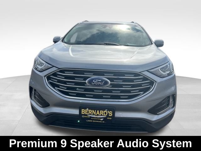 2020 Ford Edge SEL photo 2
