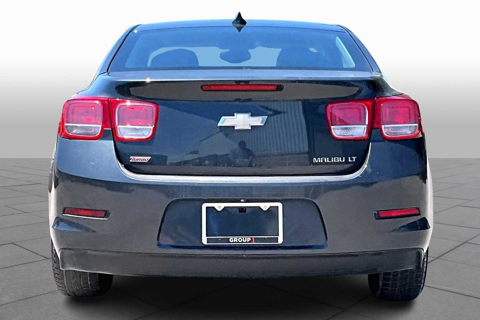 2015 Chevrolet Malibu 2LT photo 5