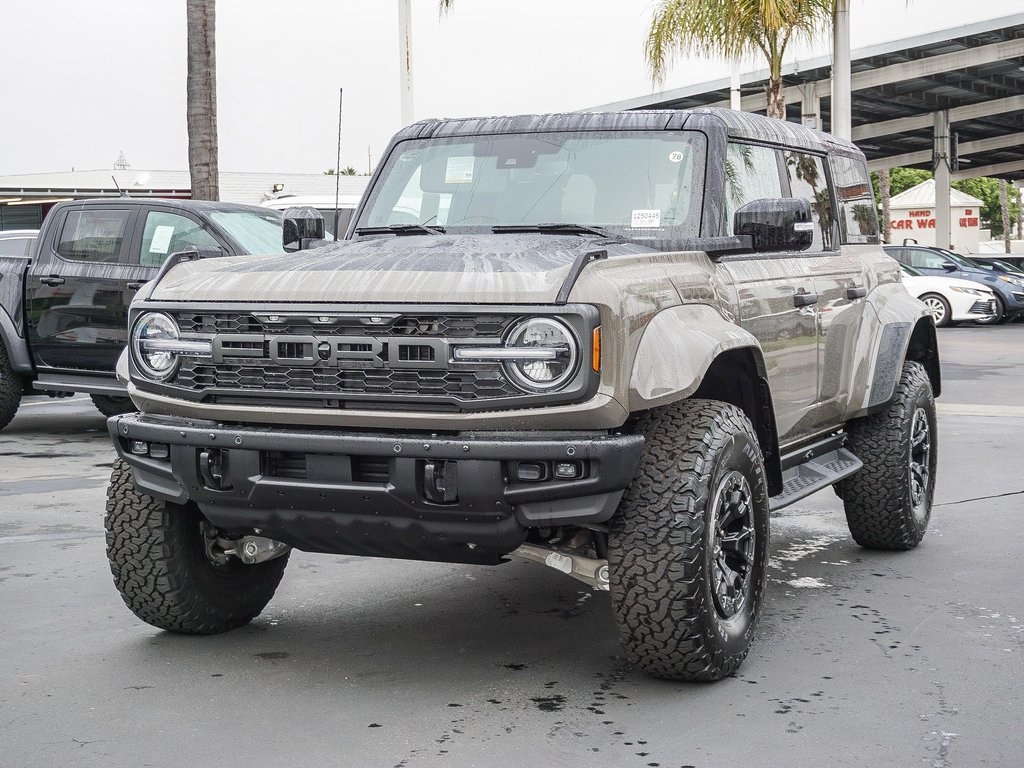2025 Ford Bronco Raptor photo 3