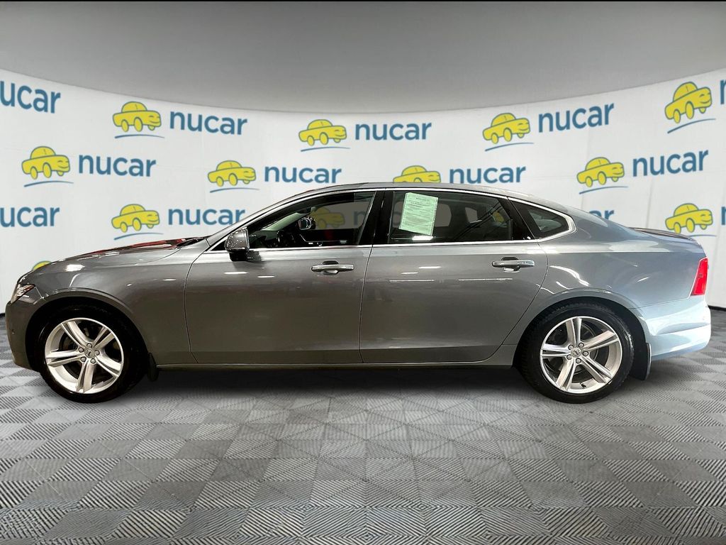 2018 Volvo S90 T5 Momentum photo 4