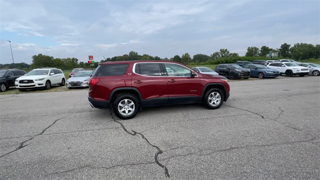 2017 Gmc Acadia SLE photo 8