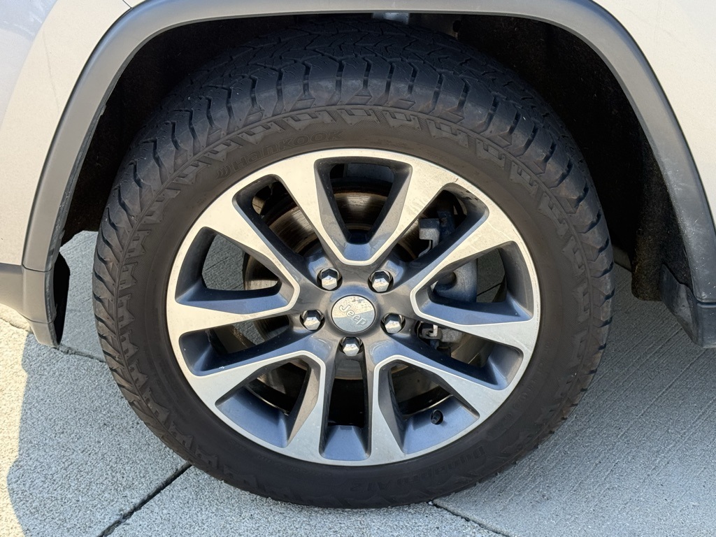 2018 Jeep Grand Cherokee Limited photo 12