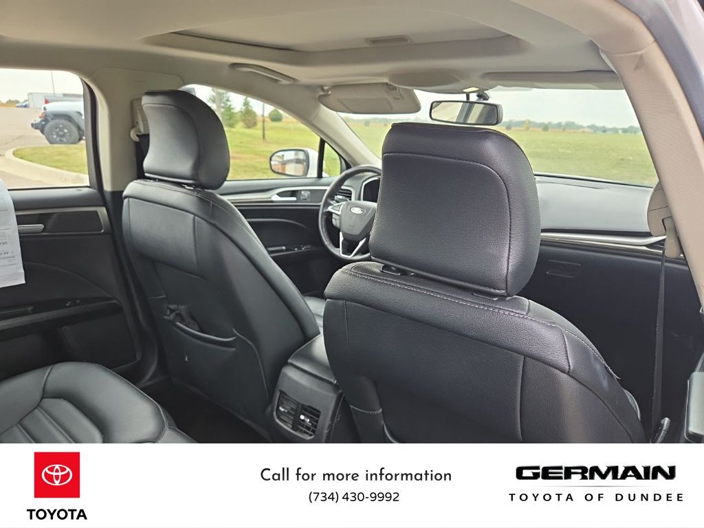 2018 Ford Fusion SE photo 22