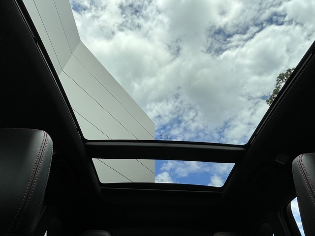 2023 Ford Escape ST-Line photo 8