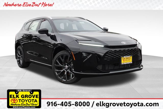 2025 Toyota Crown Signia Limited's photo