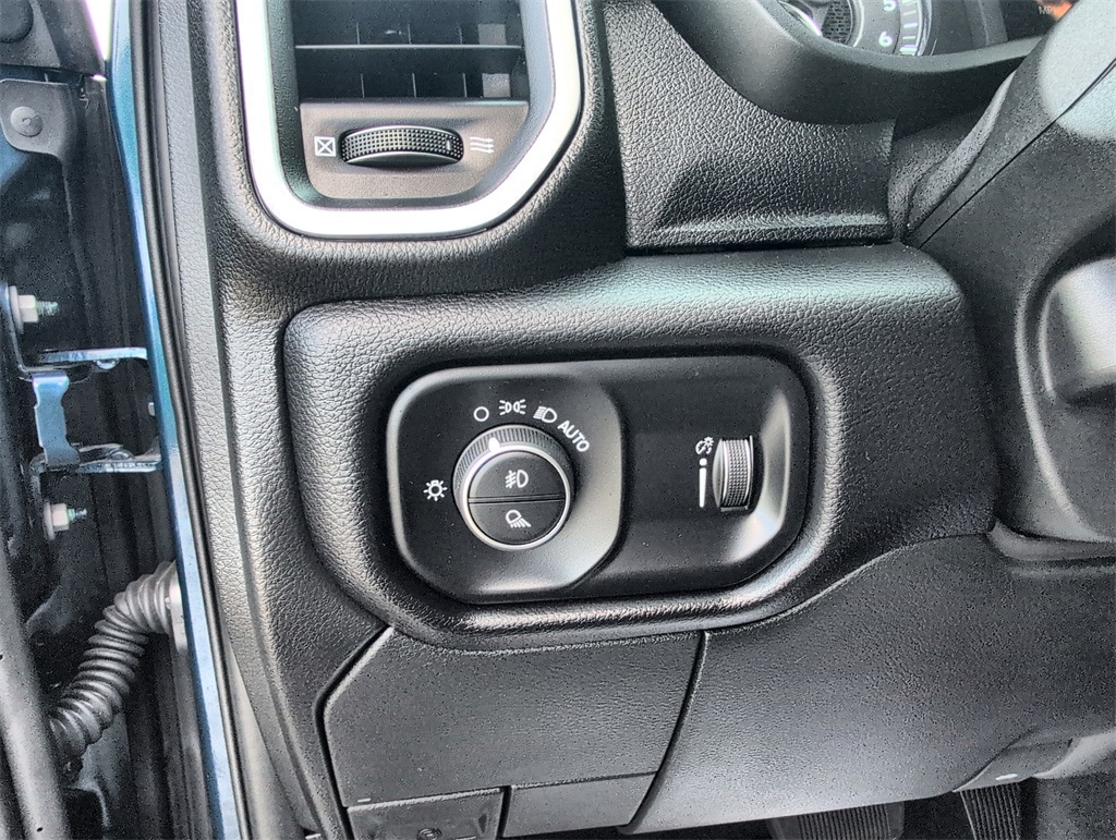 2024 Ram 2500 Big Horn photo 26