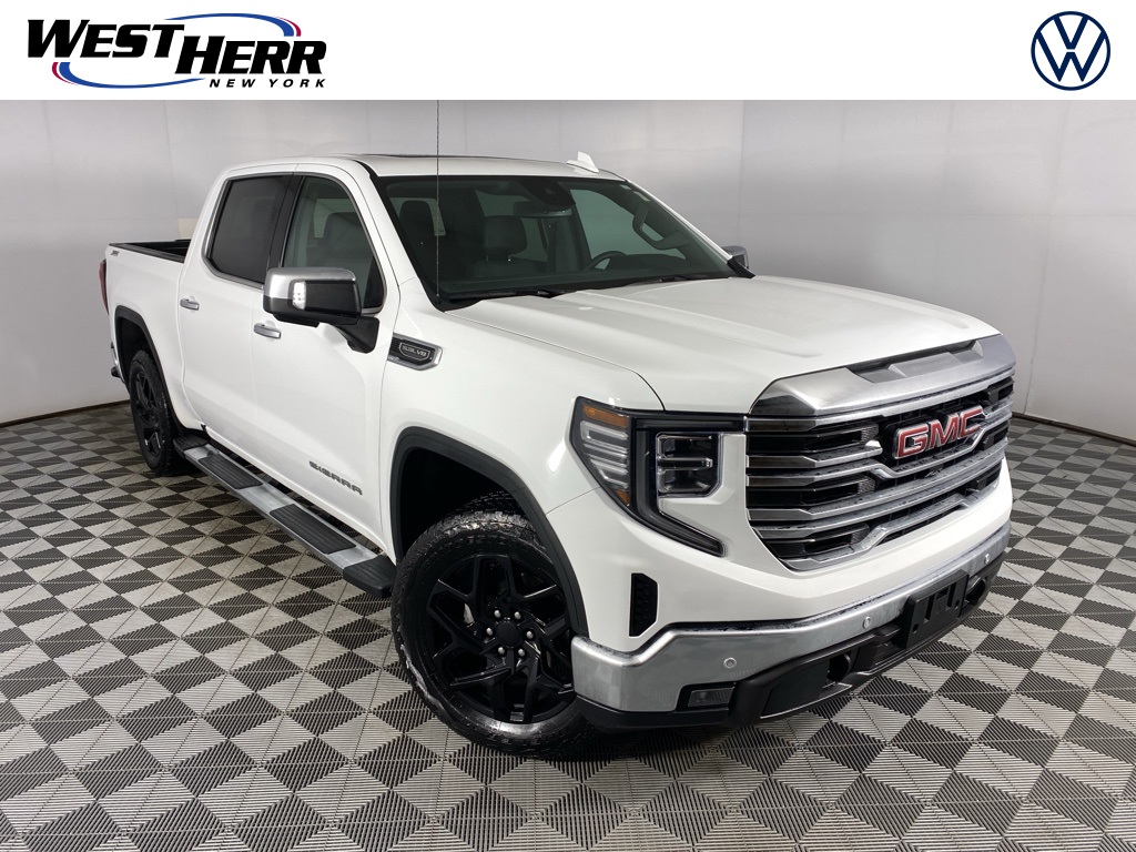 2024 GMC Sierra SLT's photo