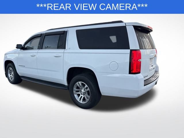 2018 Chevrolet Suburban LT photo 4