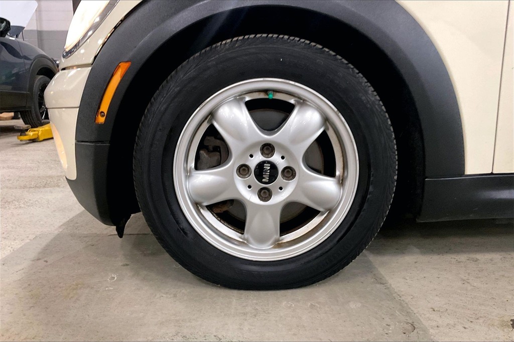 2010 MINI COOPER - Image 7
