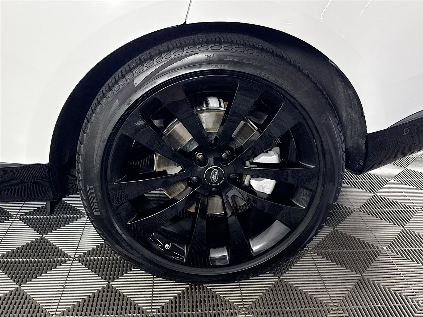 2022 Land Rover Range Rover SE photo 29