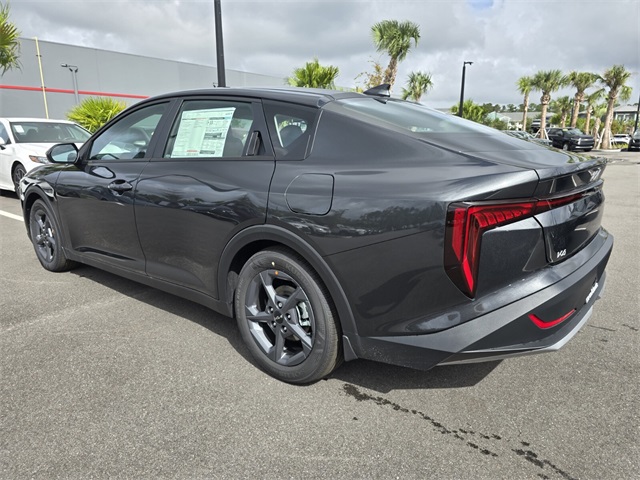 2025 Kia K4 LXS photo 4