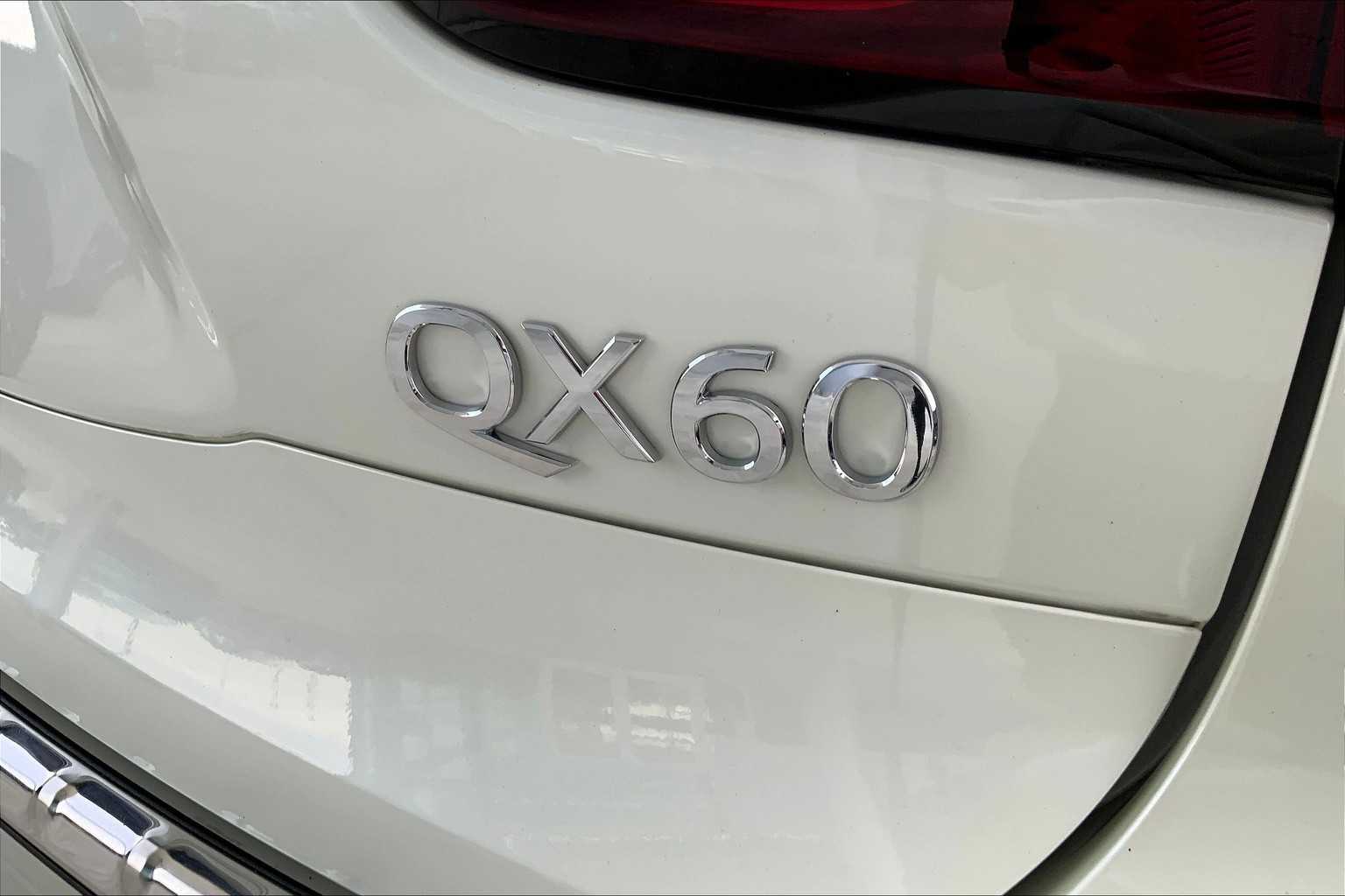 2018 Infiniti QX60 Plus Premium photo 25