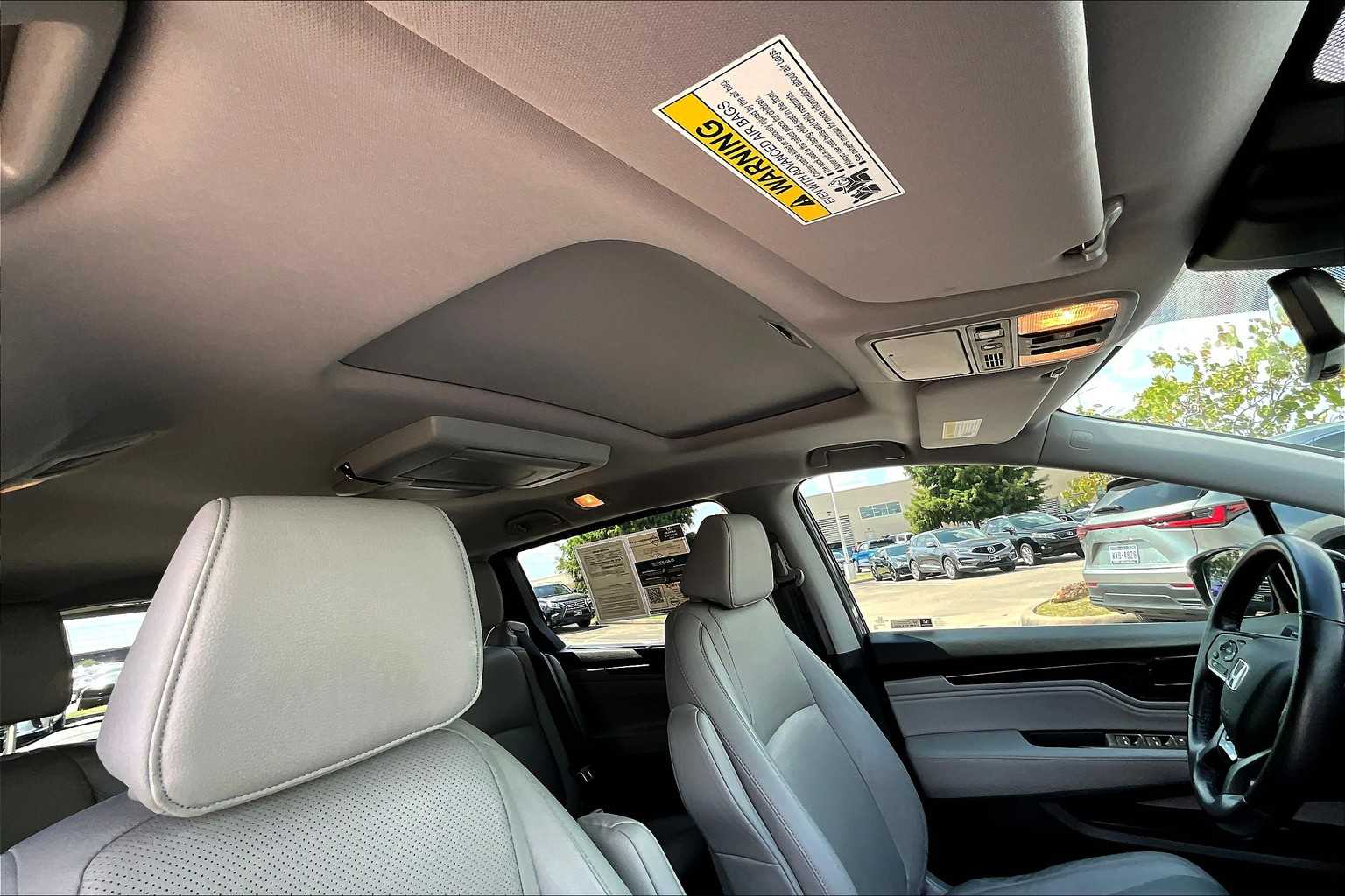 2020 Honda Odyssey Elite photo 11
