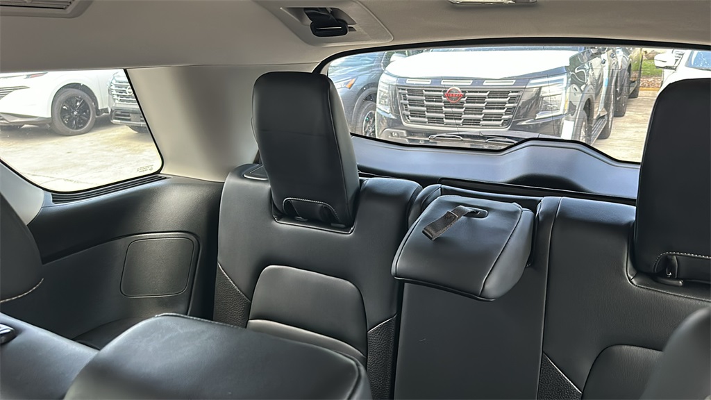 2022 Nissan Pathfinder SL photo 28