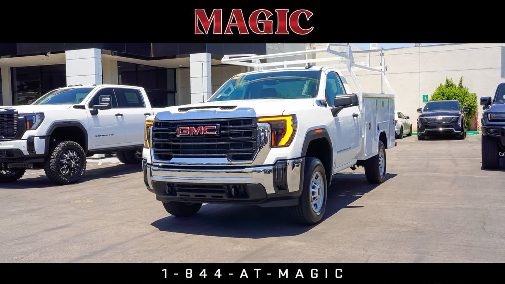 2025 GMC Sierra 2500HD Pro's photo