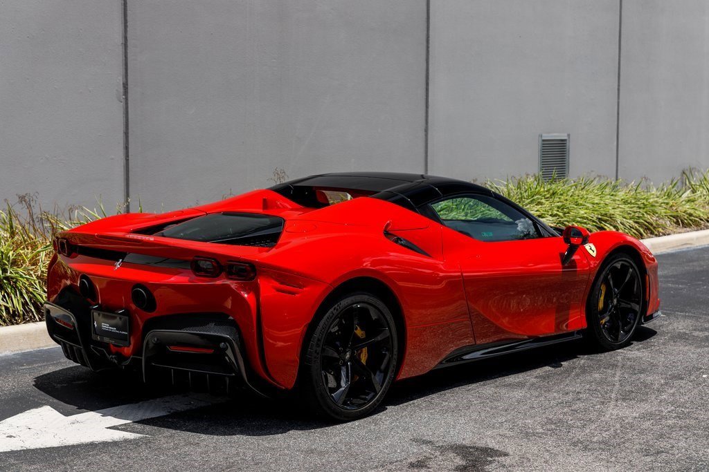 2023 Ferrari SF90 Spider photo 12