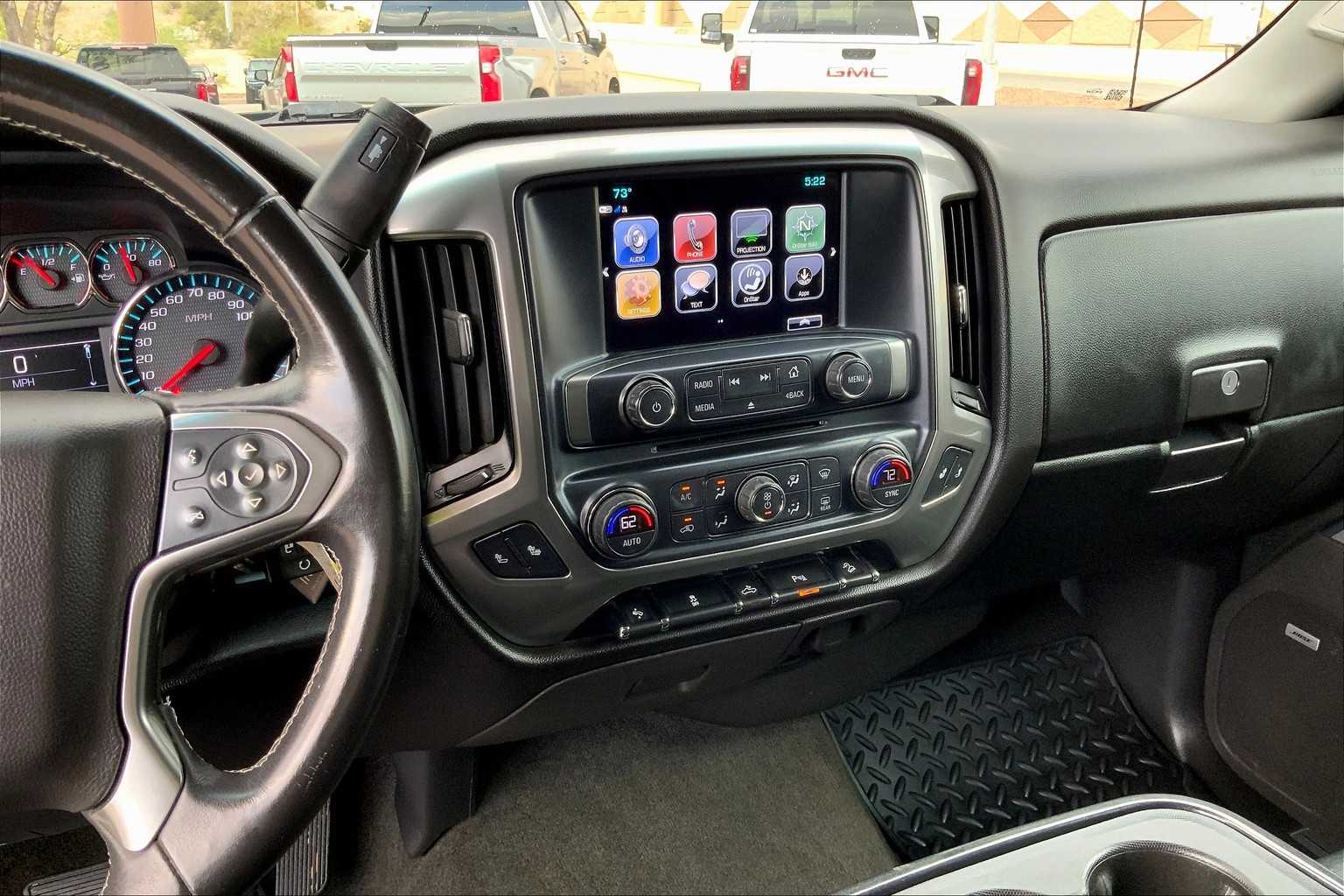 2018 Chevrolet Silverado 1500 LT photo 6