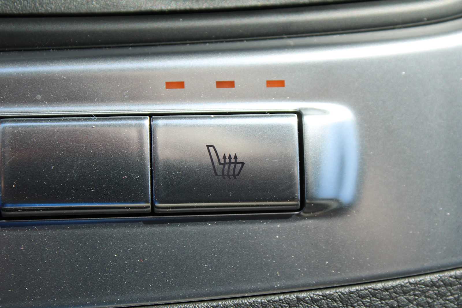 2025 Kia Carnival EX photo 39