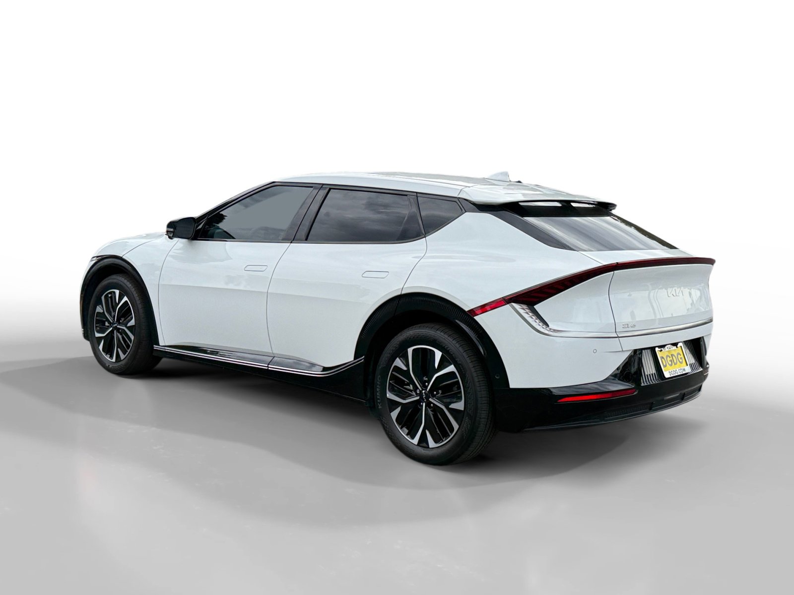 2024 Kia EV6 Wind photo 3