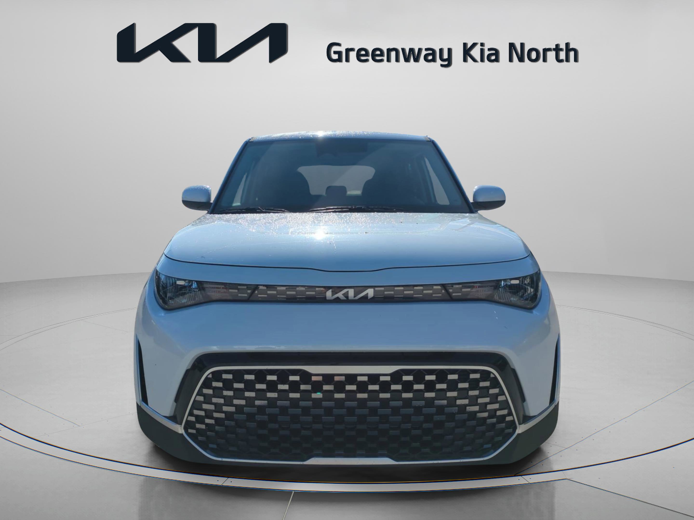 2025 Kia Soul EX photo 2