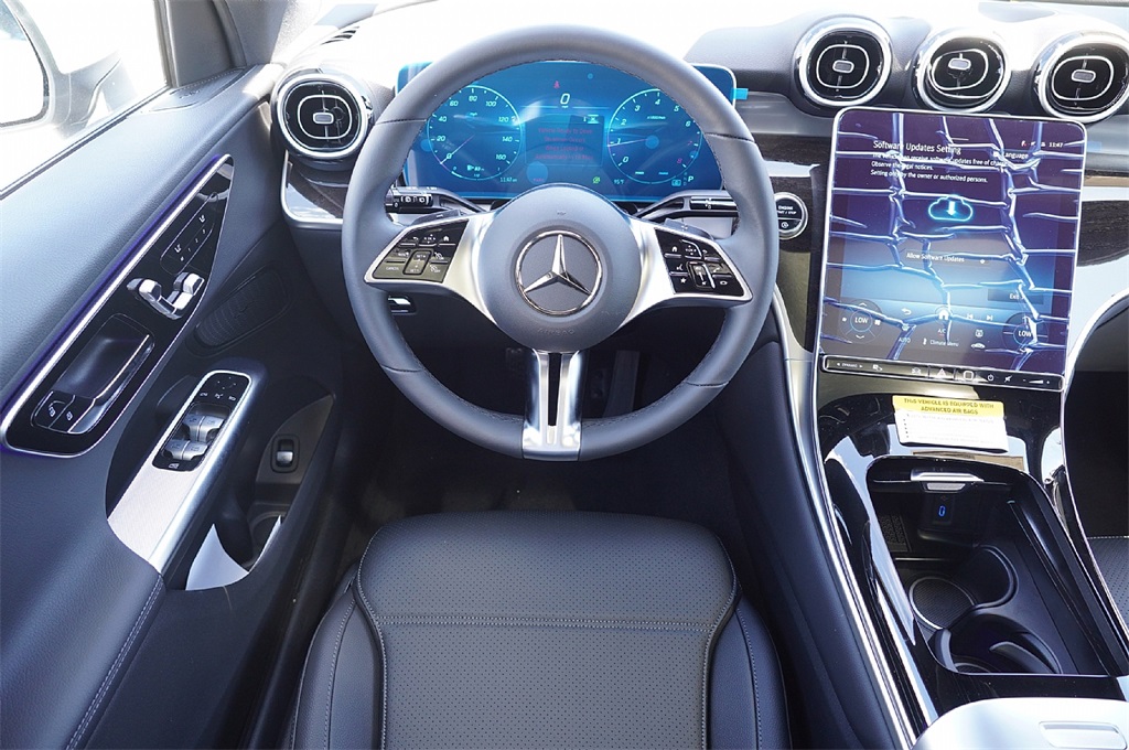 2026 Mercedes Benz GLC 300 photo 15