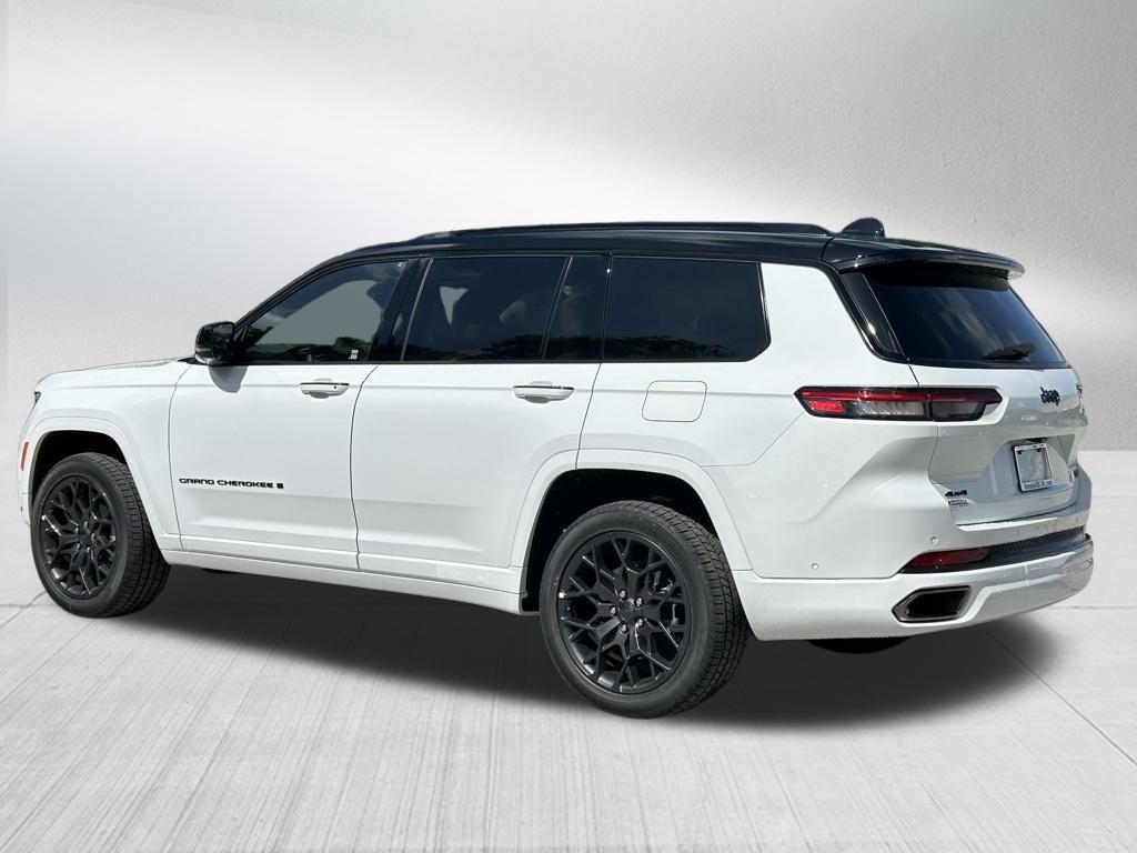 2025 Jeep Grand Cherokee L Summit photo 5