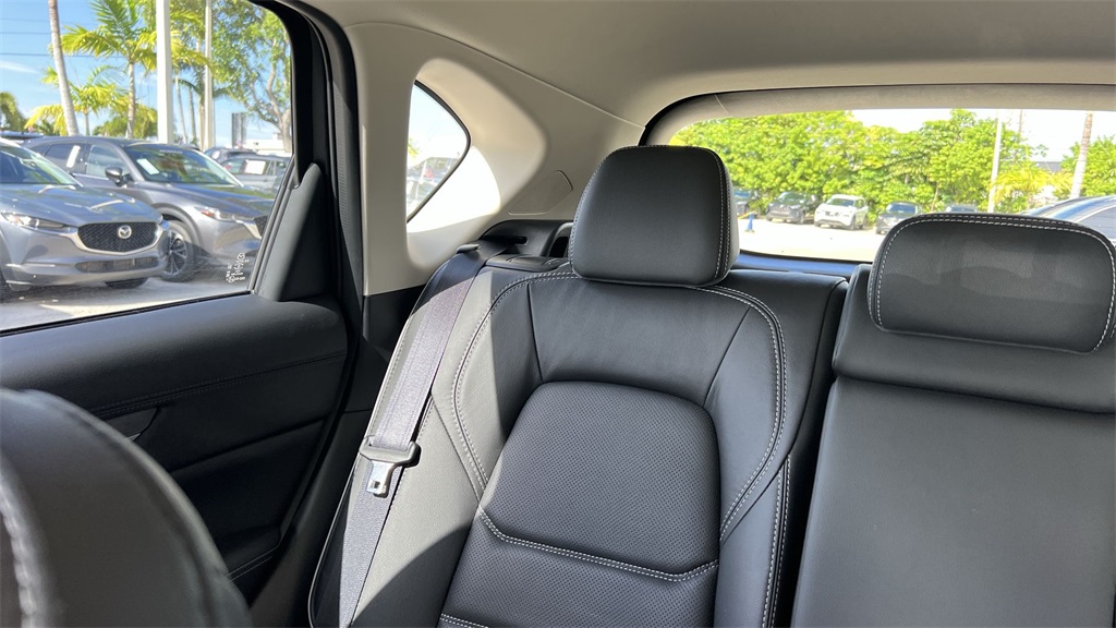 2024 Mazda CX-5 2.5 Premium Plus photo 16