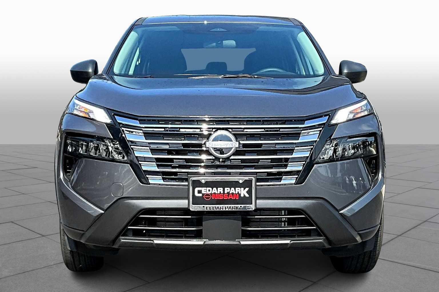 2026 Nissan Rogue S photo 3