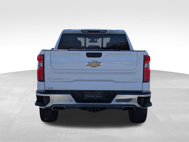 2023 Chevrolet Silverado 1500 LTZ photo 4