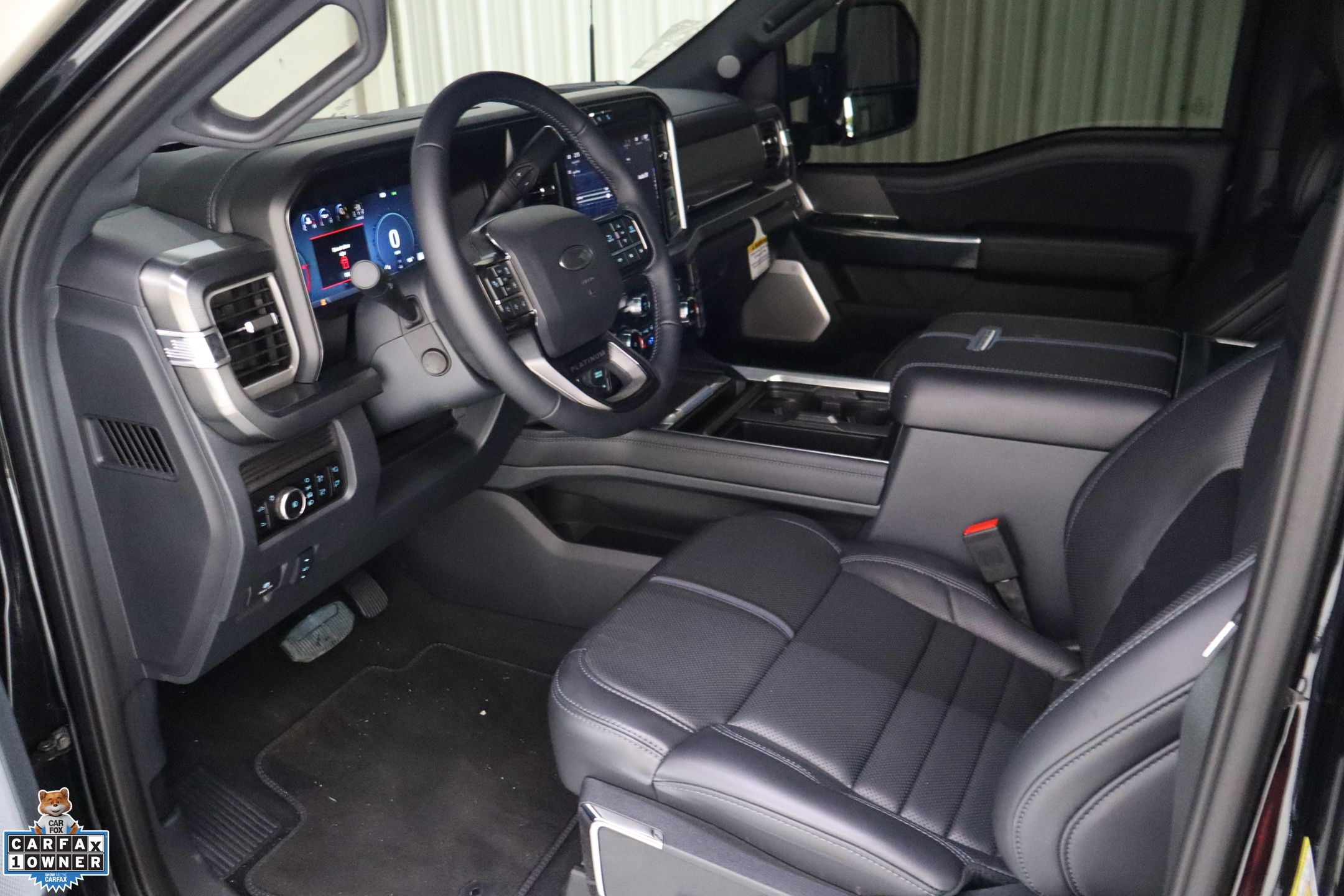 2025 Ford F-450 photo 26