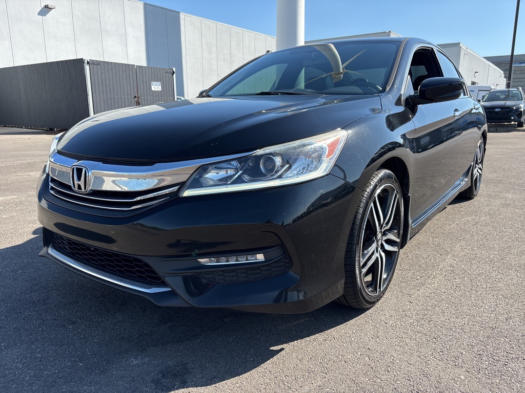 2017 Honda Accord Sport photo 6