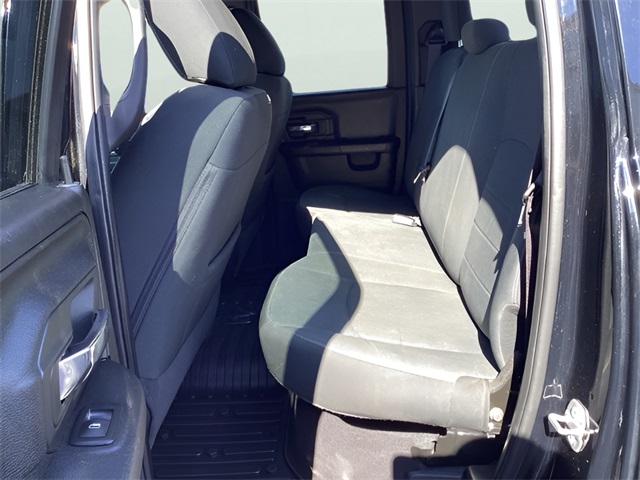 2022 Ram 1500 Classic Warlock photo 9