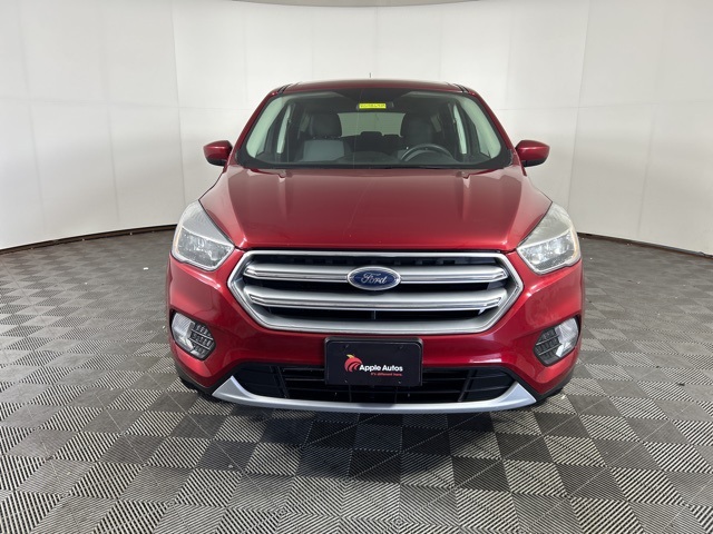 Used 2017 Ford Escape SE with VIN 1FMCU9G95HUE96472 for sale in Shakopee, Minnesota