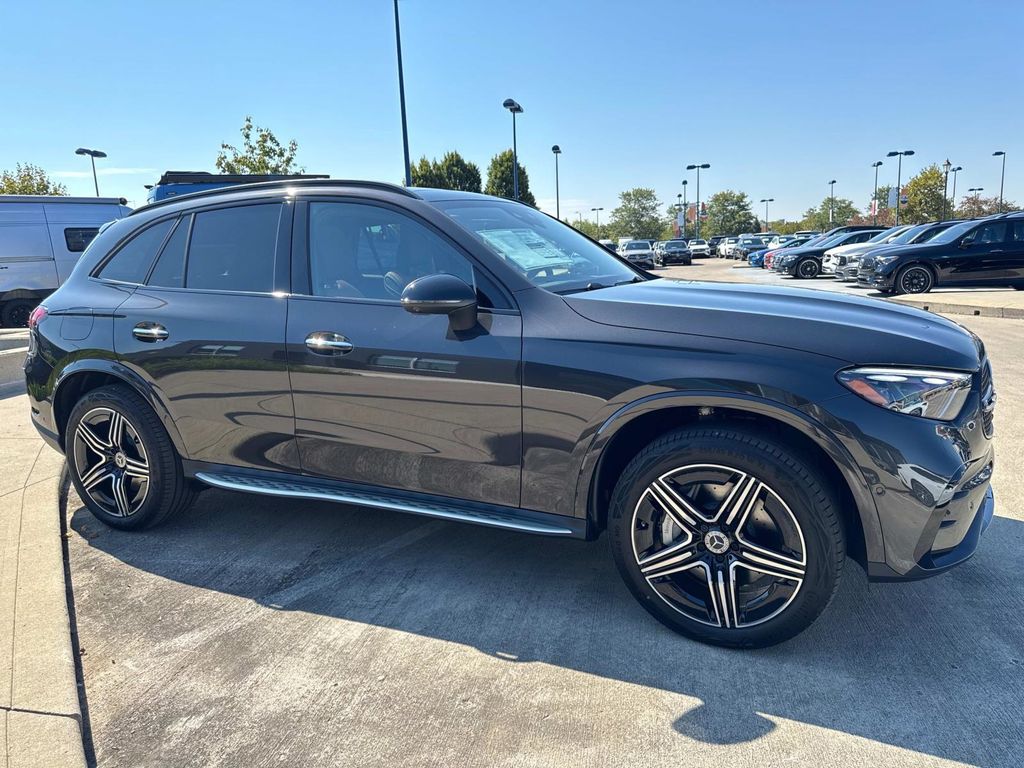 2026 Mercedes Benz GLC 350e 4MATIC photo 6