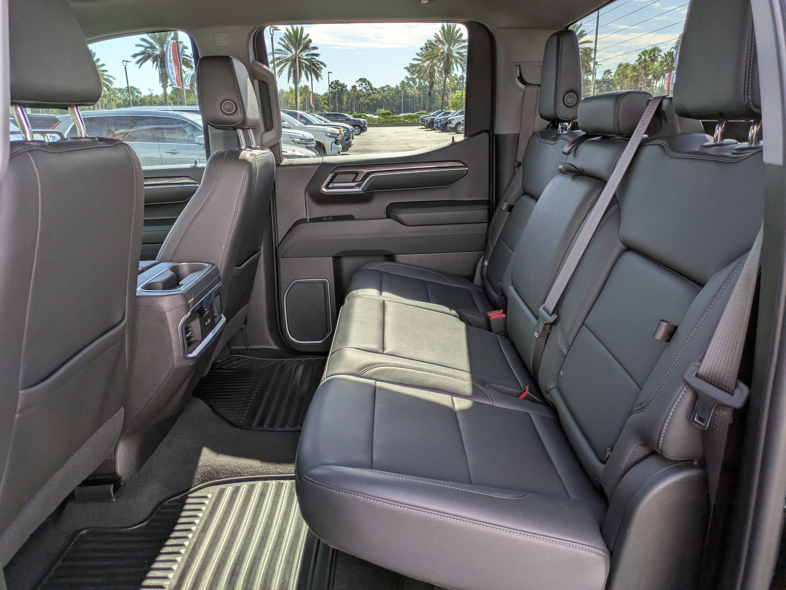 2023 Chevrolet Silverado 1500 LTZ photo 12