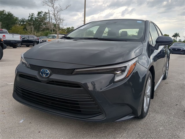2023 Toyota Corolla Hybrid LE photo 9