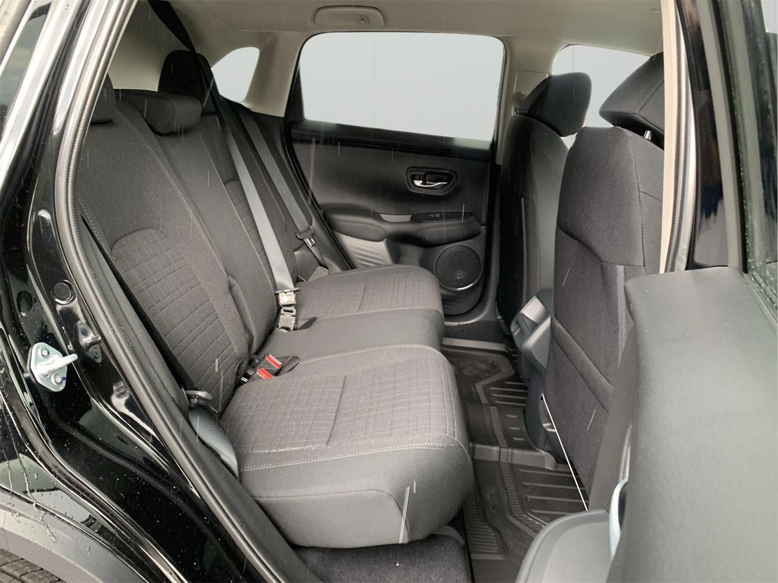 2026 Honda HR-V LX photo 13