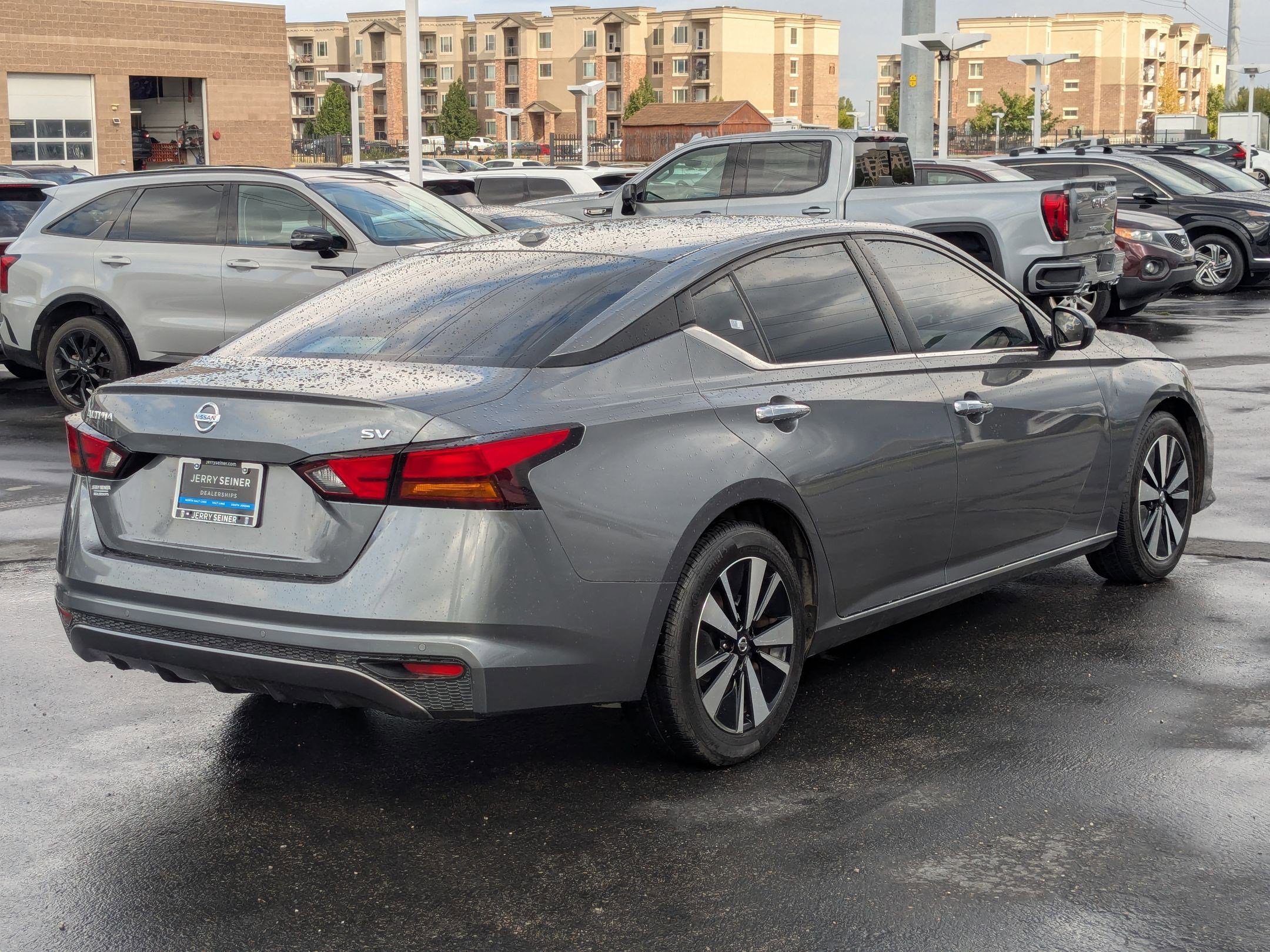 2021 Nissan Altima 2.5 SV photo 5