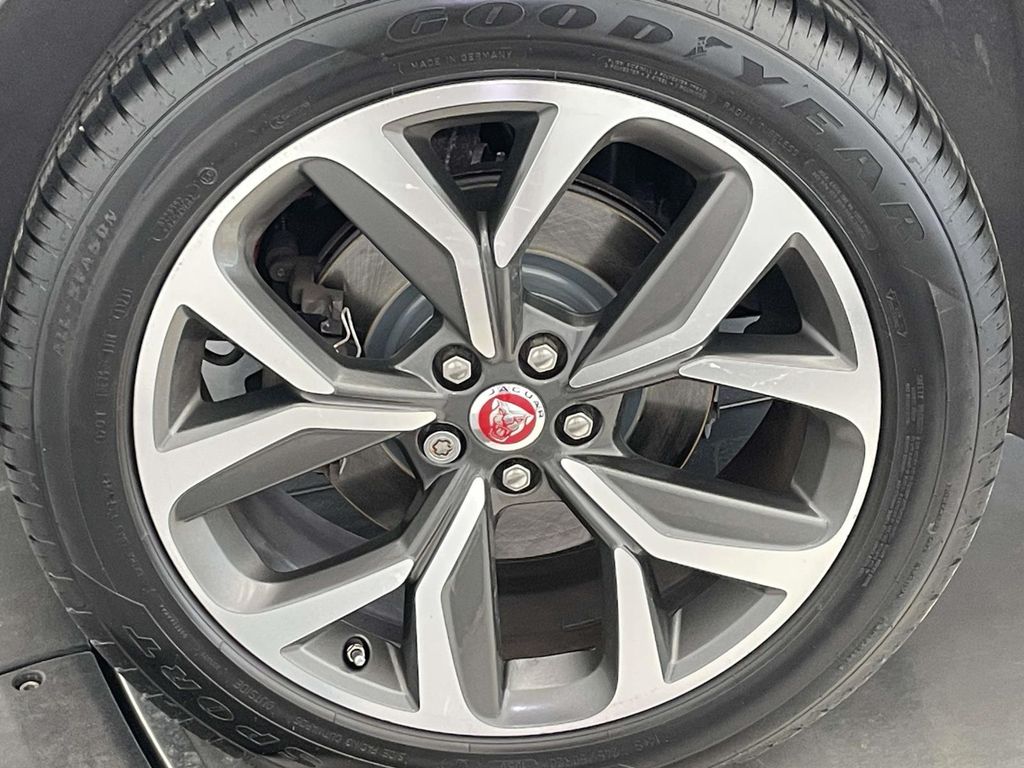 2020 Jaguar I-PACE HSE photo 13