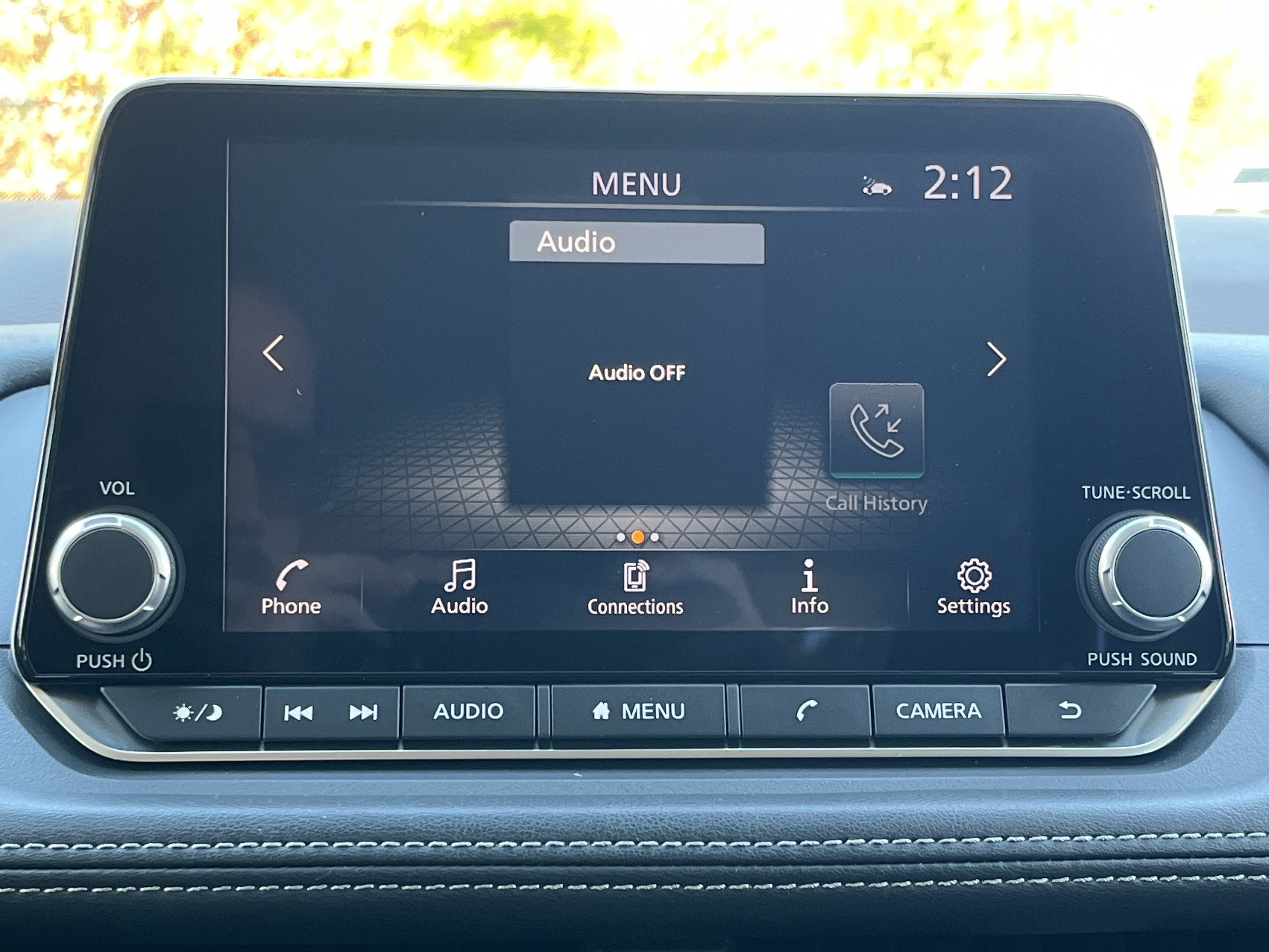 2023 Nissan Rogue SV photo 2