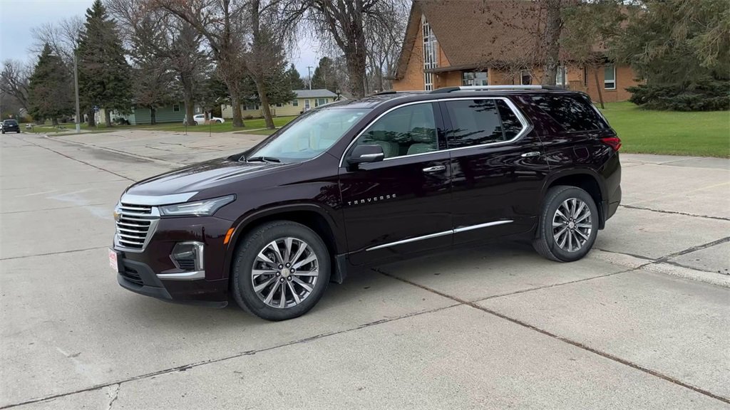 2023 Chevrolet Traverse Premier photo 3