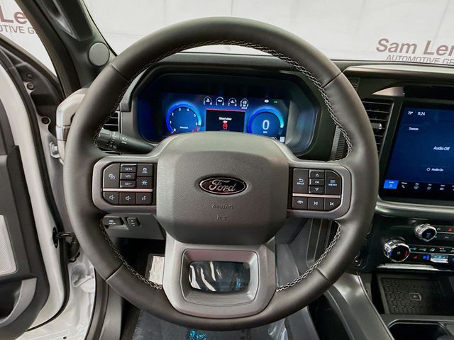 2025 Ford F-150 Lariat photo 11