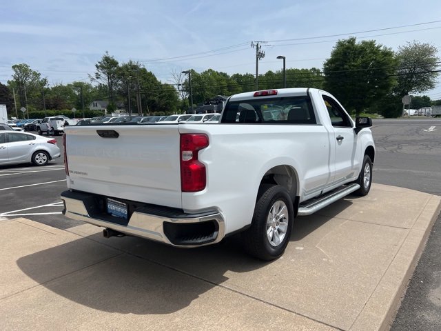 2024 Chevrolet Silverado 1500 photo 2