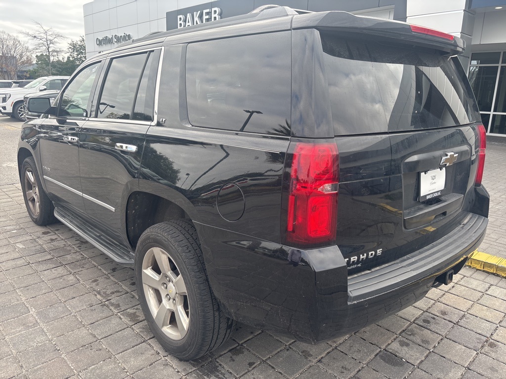 2017 Chevrolet Tahoe LT photo 2